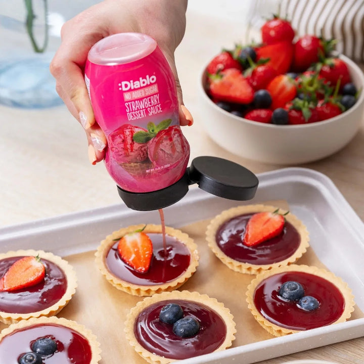 Diablo sugar-free: strawberry dessert sauce (290 ml, only 0,9 g of countable carbs* per 30 g serving)
